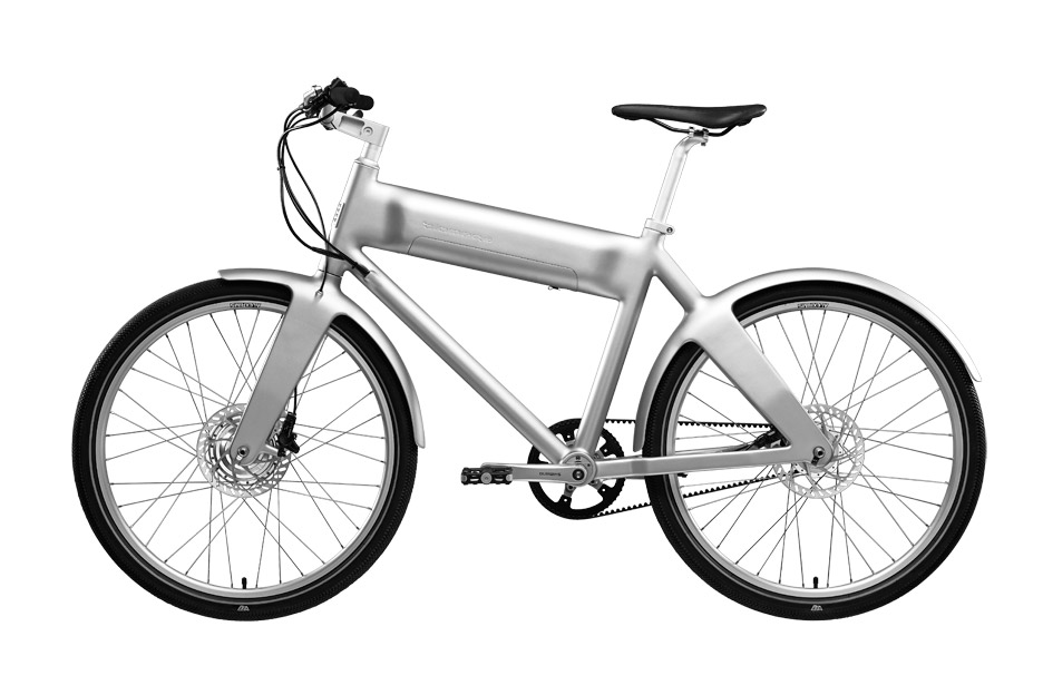 В 2014 году бренд работал с KiBiSi, чтобы представить   грузовой велосипед   с кормушкой для перевозки грузов